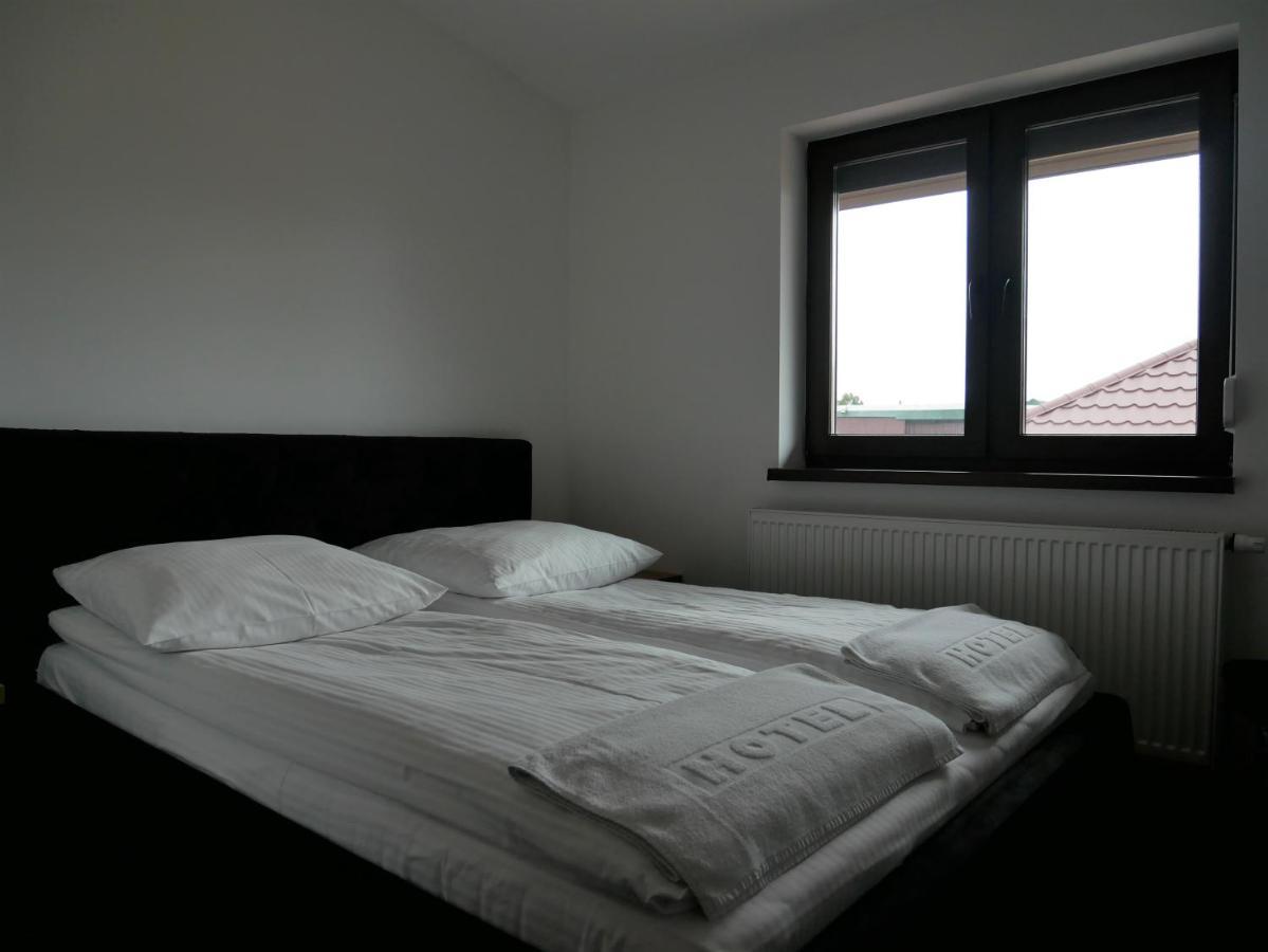 Alda Gold Apartment Pyrzowice Exterior photo